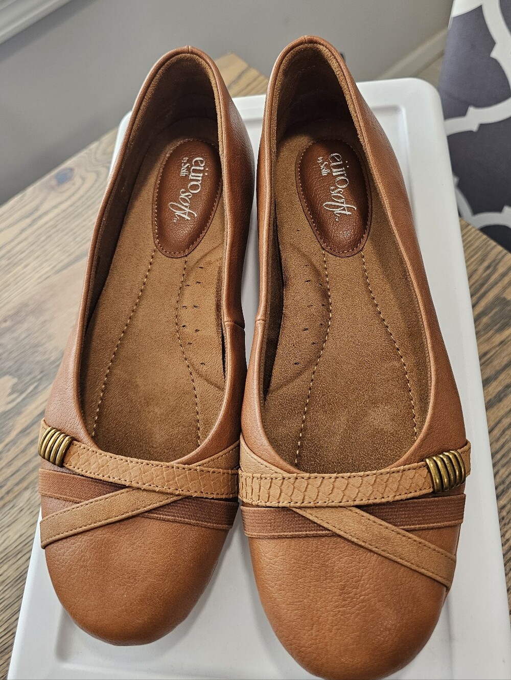 EuroSoft Women's Brown Tan Shoes